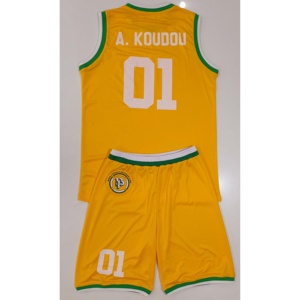 Conjunto de Uniforme de Baloncesto Personalizado de Talla Grande |   Conjunto de Pantalones Cortos y Camiseta del Equipo Amarillo con Diseño de Letras |   Ropa Deportiva para Sublimación |   Al por Mayor - Product Image 2