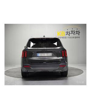 Kia Sorento 2.5T 4WD 2023, SUV a Gasolina con Asientos de Cuero, 24,137 km, Volante a la Izquierda - Product Image 5
