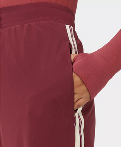 Pantalones deportivos de algodón suave para mujer, con bolsillos, en grandes cantidades, pantalones a la moda para mujer con cordón ajustable. - Product Image 6