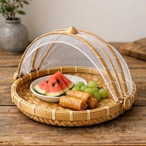Bandeja Redonda de Ratán para Servir Postres de la Más Alta Calidad con Cubierta de Yute, Perfecta para Exhibir Chocolate con Elegancia - Product Image 1
