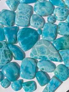 Pierres précieuses naturelles Larimar Cabochon, formes variées, dos plat, pierres en vrac pour la fabrication de bijoux, bijoux faits à la main, vente en gros - Product Image 2