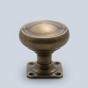 Poignée de meuble moderne en laiton bronze, finition mate antique, quincaillerie durable pour cuisine, commode, chambre, salon - Product Image 1