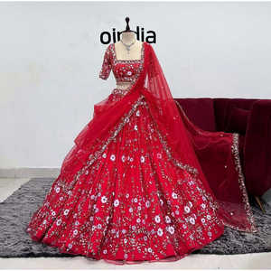 Vêtements et accessoires musulmans traditionnels tendance Broderie de paillettes Lehenga Choli & Dupatta - Product Image 3