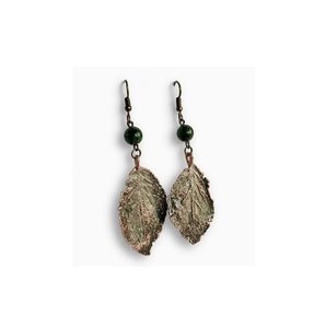 Pendientes de metal de última moda de Septiembre 2025, joyería de moda de rápida venta, pequeños pendientes cuadrados con textura estilo coreano, de China. - Product Image 2