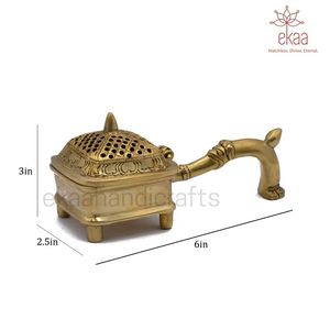 Quemador de Incienso de Latón Hecho a Mano con Diseño Tallado, Uso Religioso, Difusor de Aromaterapia para Todas las Estaciones - Product Image 3