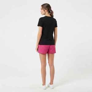 Conjunto de Camiseta Negra y Pantalones Cortos Rosas para Mujer, Dos Piezas Casuales de Algodón Transpirable, Corte Regular, Ropa de Primavera/Verano - Product Image 2