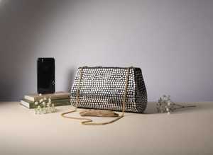 Classic <b>Mother</b> of Pearl Shell Inlay Evening Clutch with Detachable Shoulder Chain - Product Image 4