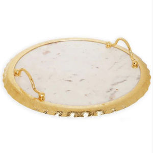 Plateau de service à finition martelée avec motif floral pour la décoration de la maison, design unique et pur, en aluminium moulé, finition dorée - Product Image 2