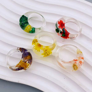 แหวนรูปดอกไม้แห้งรูปทรงเขาสัตว์ งานแฮนด์เมด ของสะสมสำหรับผู้หญิงและเด็กผู้หญิง - Product Image 1