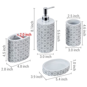Organizador de Baño Geométrico Moderno, Ideal para Apartamentos Tipo Estudio y Hogares Modernos, Artículos Esenciales para el Baño Hechos a Mano en India - Product Image 3