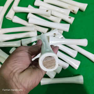 Flûte artisanale en os de buffle blanc, instrument de musique naturellement sculpté pour collectionneurs et musiciens à prix avantageux - Product Image 4