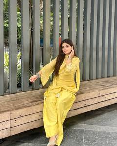 Ensemble 2 pièces pour femmes, jaune uni, 100% coton, coupe ample, modeste, broderie, haut à manches longues, pantalon palazzo, tenue de prière pour l'Aïd Ramadan - Product Image 4