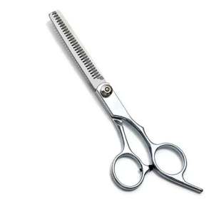 Ensemble de ciseaux de barbier en acier inoxydable de 6 pouces, ciseaux de coupe de cheveux et ciseaux à effiler pour salon, avec peigne de salon et pinces de sectionnement - Product Image 3