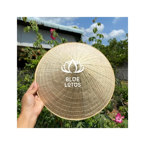 Pare-soleil unisexe réglable en feuilles de palmier de bambou vietnamien Sabrina BLUE LOTUS, idéal pour la plage, le décontracté, l'agriculture, la pêche et les voyages – NOUVEAUTÉ POPULAIRE - Product Image 1