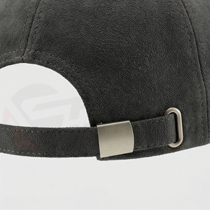 หมวกเบสบอลสีเทาชาร์โคล ผ้าหนังกลับเนื้อสัมผัสพิเศษ ปรับขนาดได้ คุณภาพพรีเมียม เหมาะสำหรับกิจกรรมกลางแจ้งและใช้ในชีวิตประจำวัน ดีไซน์ทันสมัย - Product Image 6