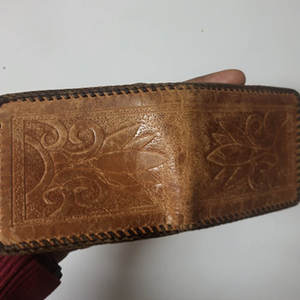 2026 Hot Sale 100% Genuine Leather Material Border Stitched With Hand Tooled Florals Carved Brown Color Cash Card <b>Wallet</b> For Men - Product Image 1