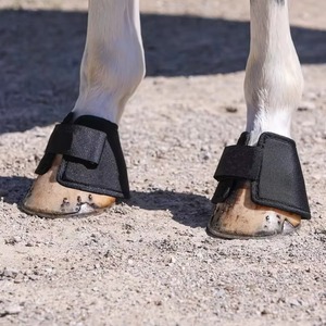Botas de Protección Premium Personalizadas y Duraderas con Cuero Sintético y Neopreno para Carreras de Caballos y Equitación - Cuidado Equino Ligero - Product Image 3