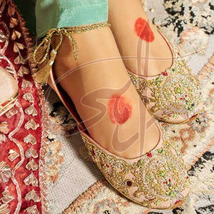 Handcrafted Care Printed Traditional Charm Modern Raw Silk Upper Velvet Lining High Quality Fashion Trend Anti-Slippery - Product Image 2