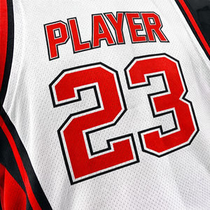 Conjunto de Uniforme de Baloncesto Sublimado con Malla Transpirable, Diseño Personalizado, Absorbe la Humedad, Nombre del Jugador Bordado, Tallas Grandes - Product Image 2