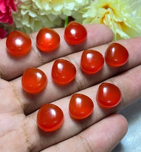 พลอยออนิกซ์สีแดงรูปหัวใจขนาด 8 มม. แบบเรียบ คุณภาพสูง สำหรับทำเครื่องประดับ ขายส่ง - Product Image 2