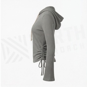 Sweat à capuche en coton pour femme, manches longues, coupe courte, poche cargo, respirant, design personnalisé imprimé, vêtements de haute qualité - Product Image 3