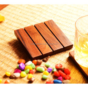Posavasos Artesanales con Incrustaciones de Latón (Juego de 6), Elegante Diseño de Barco, Soporte para Bebidas de Madera, Estilo Clásico, Madera de Mango - Product Image 2