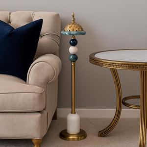 Brûleur à Bakhoor en laiton fait main antique, Mabkhara arabe en métal avec accents en résine, porte-encens vintage pour Oud, pour la décoration et l'arôme d'intérieur - Product Image 2