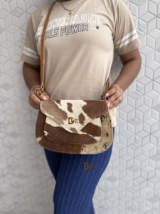 Bolso de Hombro Cruzado de Piel de Vacuno Auténtica con Pelo, Elegante y de Moda, Superventas para Mujer - Product Image 3