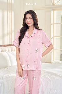Conjunto de Ropa de Maternidad B864 B2 MUM con Estampado de Conejo, Satén de Seda, Top de Manga Corta, Pantalones Largos, Cierre Oculto con Botones, Precio al por Mayor - Product Image 4
