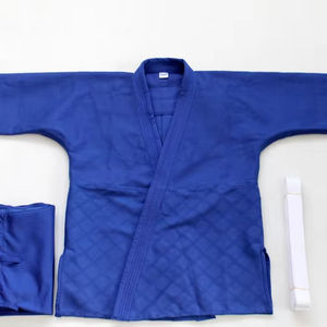 Uniforme Tradicional de Judo con Cuello Reforzado y Tela Resistente para Sesiones de Entrenamiento Duraderas - Product Image 3