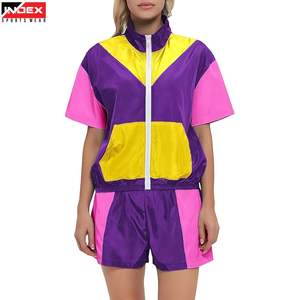 Veste coupe-vent pour femme, légère, imperméable, entièrement zippée, veste de sport athlétique avec capuche pour la course à pied et la randonnée - Product Image 1