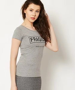 T-shirts en coton de haute qualité pour femmes, style décontracté, personnalisables avec logo imprimé, vente en gros aux États-Unis, parfaits pour l'été - Product Image 5