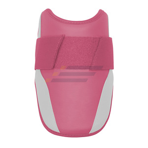 Protector de Codo de Béisbol de Cuero PU con Doble Correa Ajustable para Protección Deportiva para Adultos, Uso en Todas las Estaciones - Product Image 4