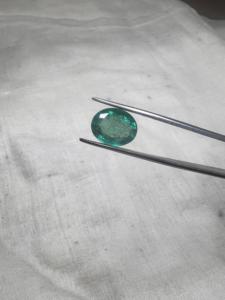 Émeraude naturelle de Zambie de 3,94 ct, pierre précieuse en vrac, forme ovale, émeraude verte facettée, vente en gros pour bijoux fins, collier, bague - Product Image 1