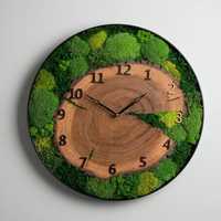Jam Dinding Kayu Green Haven dengan Desain Artisan Kayu Berlumut, Gaya Rustic Hutan Hidup yang Memesona