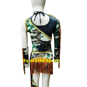 Tenue de Danse Fluide pour Femme – Vêtement de Performance Professionnel Haut de Gamme – Tenue de Mouvement Minimaliste et Élégante - Product Image 4