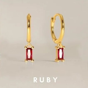 Pendientes de Aro con Rubíes - Plata de Ley 925, Forma Baguette, Gema Facetada, Joyería para Mujer - Product Image 6