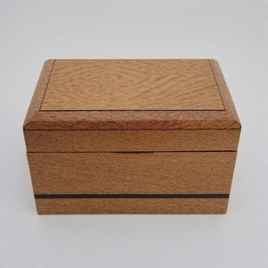 Estuche para Cigarros de Madera Maciza de Primera Calidad, Diseñado para un Almacenamiento Seguro y un Transporte Elegante de Cigarros Premium - Product Image 4