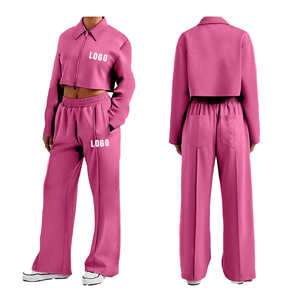 Conjunto Deportivo de Dos Piezas para Mujer, Estilo Urbano, Top Corto y Pantalones de Chándal, Personalizado, de Alta Calidad OEM - Product Image 4