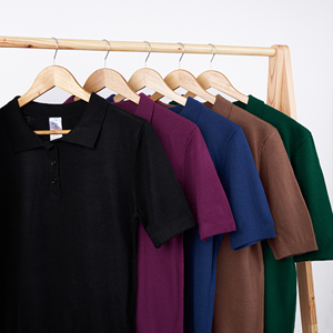 เสื้อถักแขนสั้นสีกรมท่าสำหรับผู้ชาย สีพื้นเรียบง่าย ติดกระดุมด้านหน้า ผลิตจากอะคริลิก 100% ทรงปกติ ไม่ยับง่าย รับผลิตแบบ ODM OEM - Product Image 6