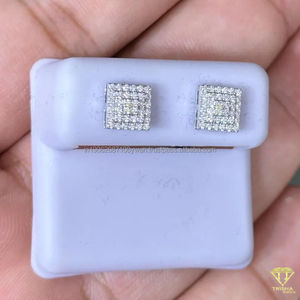 Pendientes de tuerca de diamante cultivado en laboratorio con pavé cuadrado moderno para mujer, elegantes tachuelas brillantes de lujo para uso diario - Product Image 3