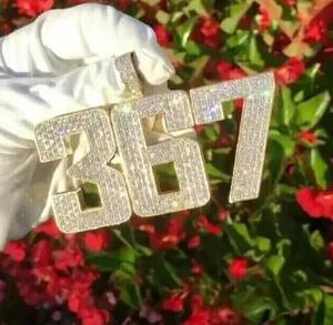 Pendentif personnalisable en argent plaqué 925 avec moissanite véritable taille ronde 4 carats, breloques et pendentifs raffinés pour fêtes - Product Image 1