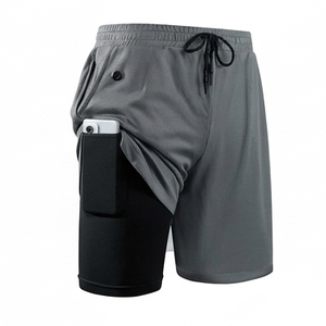 Algunos estilos incluyen mezclas de poliéster y elastano para mayor elasticidad y un forro interior para mayor comodidad y cobertura. Trajes de baño para hombre. - Product Image 5