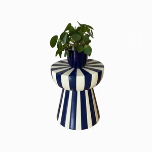 Taburete Artesanal con Incrustaciones de Hueso, Patrón de Panal, Mesa Auxiliar de Resina Azul, Otomana Redonda Moderna de Lujo para Sala de Estar - Product Image 2