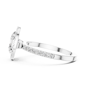 Bague de fiançailles de luxe en or 18 carats (or rose, or blanc) avec halo de diamants taille ovale et micro-pavé pour femme - Product Image 6