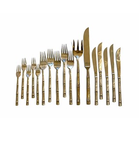 Juego de cubiertos de acero inoxidable más demandado con mangos en forma de hoja, perfecto para restaurantes y servicios de catering. - Product Image 3