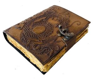 Mini journal en cuir fait main avec motif de dragon en relief, avec fermeture à cadenas, pour homme et femme, idéal comme cadeau - Product Image 3