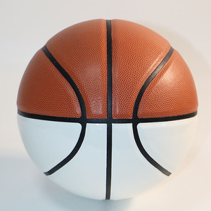 Ballons de basket de qualité supérieure, nouveau style, dernier design, en vente, couleur personnalisée, fabriqués au Pakistan. - Product Image 3