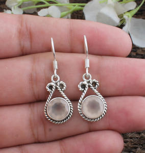 Boucles d'oreilles pendantes en argent sterling 925 avec pierre précieuse rose en quartz rose naturel, luxe pour mariage - Product Image 1