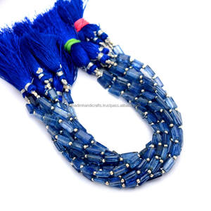 Collier de perles de verre moderne fait à la main avec une finition brillante et un ajustement confortable pour les femmes élégantes de tous les âges - Product Image 2